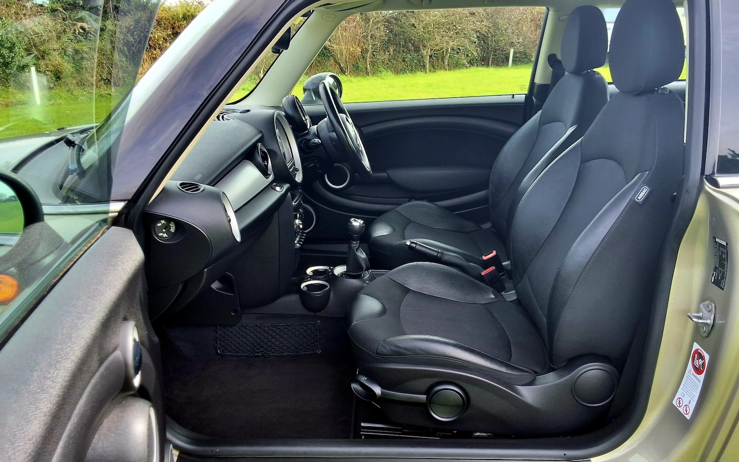 Used MINI Hatch 2010 for sale - 76143939: Photo 19