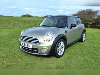 Used MINI Hatch 2010 for sale - 76143939: Photo 2