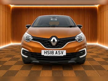 Used Renault Captur 2018 for sale - 79532111: Photo