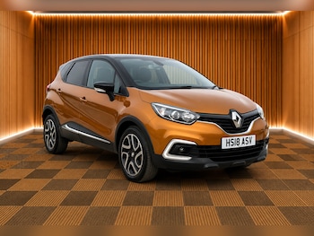 Used Renault Captur 2018 for sale - 79532111: Photo