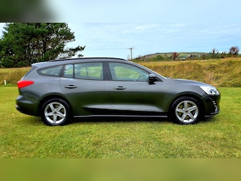 Used Ford Focus 2018 for sale - 75272302: Photo