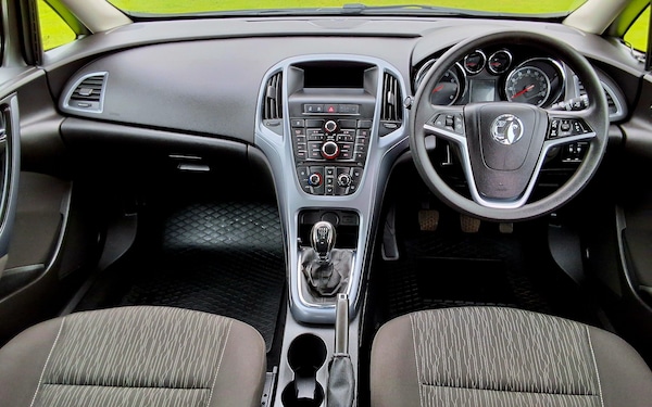 Used Vauxhall Astra 2015 for sale - 76262893: Photo 14