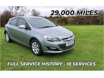 Vauxhall - Astra