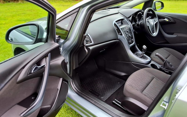Used Vauxhall Astra 2015 for sale - 76262893: Photo 21
