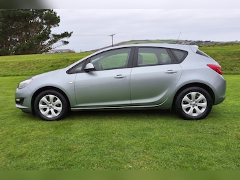 Used Vauxhall Astra 2015 for sale - 76262893: Photo 3