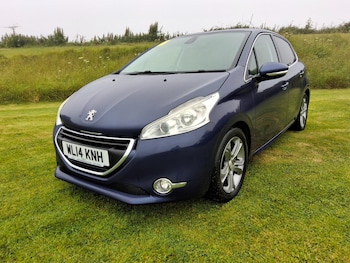 Used Peugeot 208 2014 for sale - 78900036: Photo