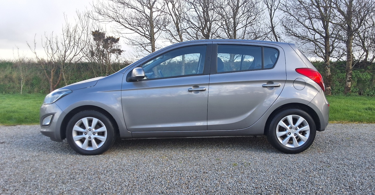 Used Hyundai i20 2014 for sale - 77896035: Photo 4