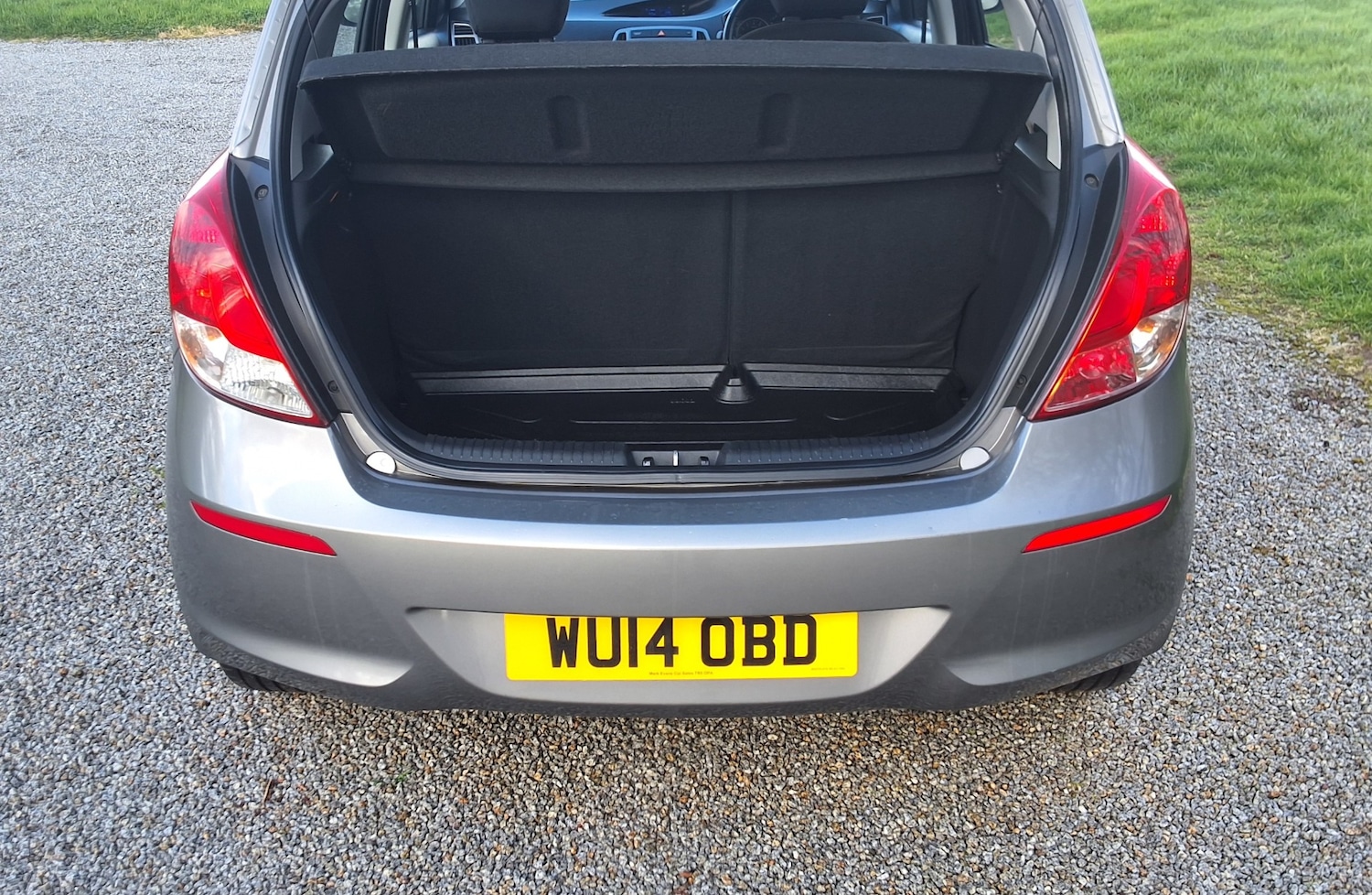 Used Hyundai i20 2014 for sale - 77896035: Photo 8