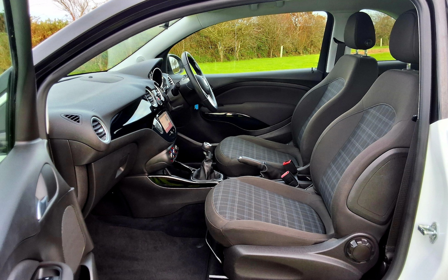 Used Vauxhall ADAM 2015 for sale - 76515146: Photo 19