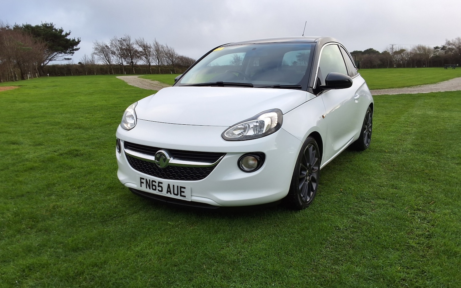 Used Vauxhall ADAM 2015 for sale - 76515146: Photo 2