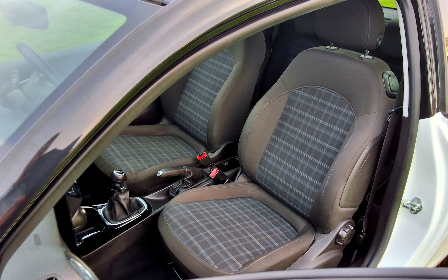 Used Vauxhall ADAM 2015 for sale - 76515146: Photo 22