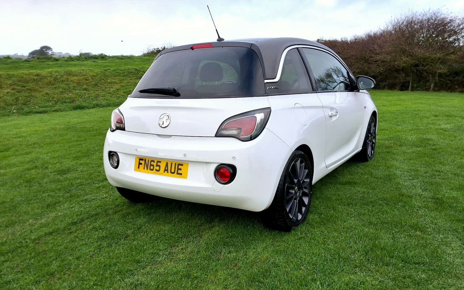 Used Vauxhall ADAM 2015 for sale - 76515146: Photo 5