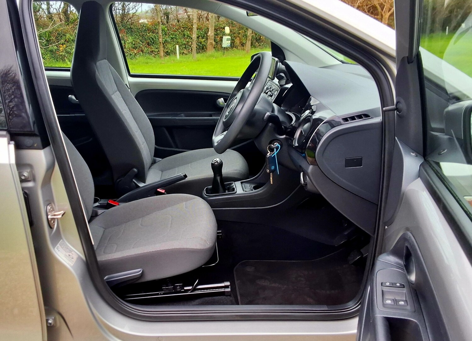 Used Volkswagen up! 2015 for sale - 76543110: Photo 19