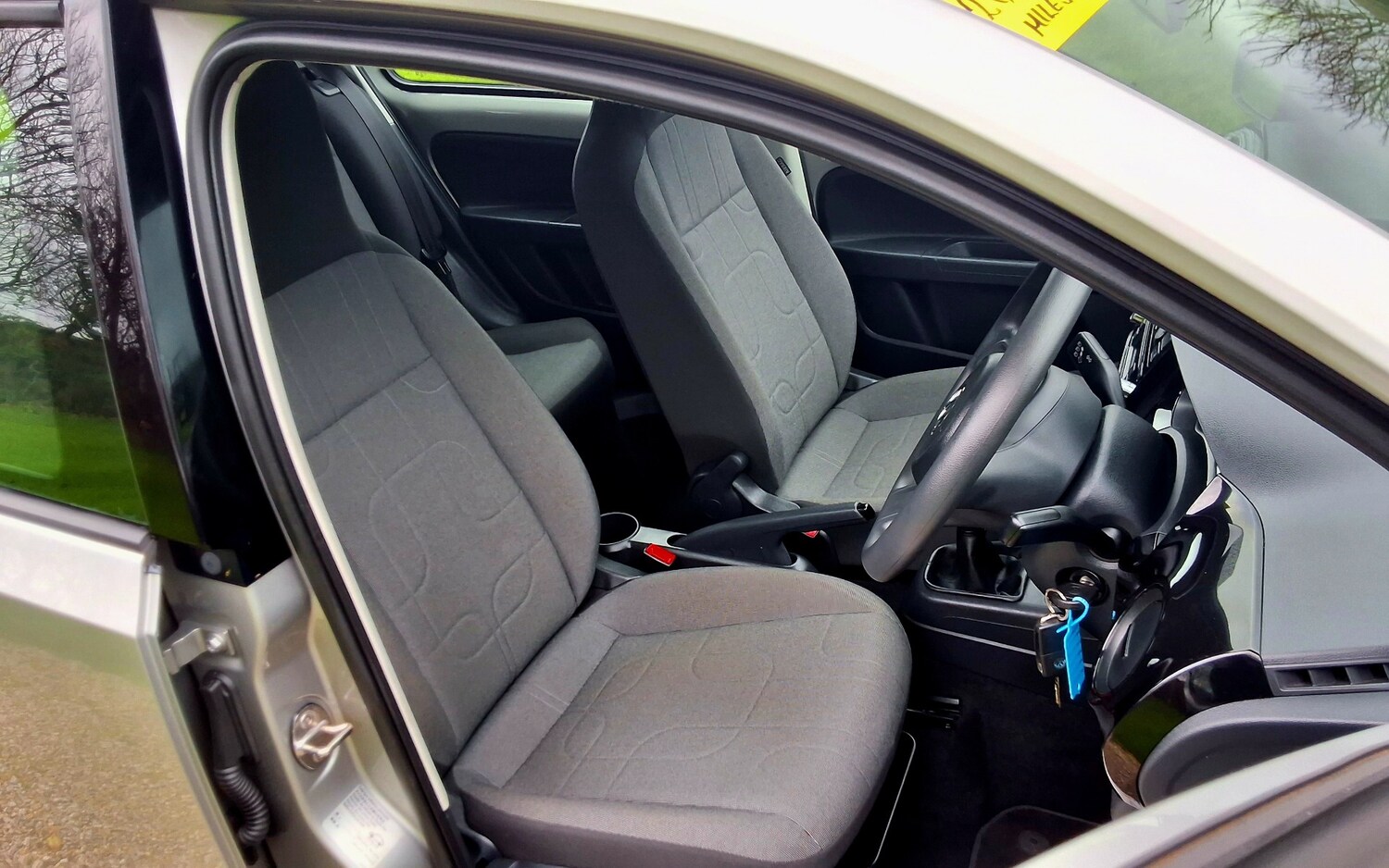 Used Volkswagen up! 2015 for sale - 76543110: Photo 20