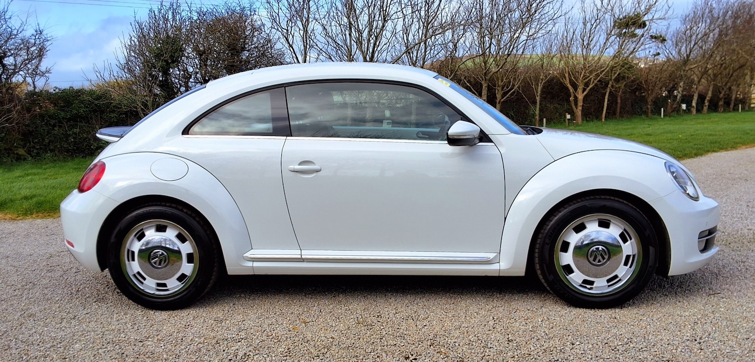 Used Volkswagen Beetle 2015 for sale - 77649115: Photo 7