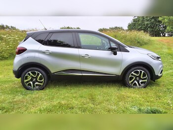 Used Renault Captur 2017 for sale - 76588290: Photo
