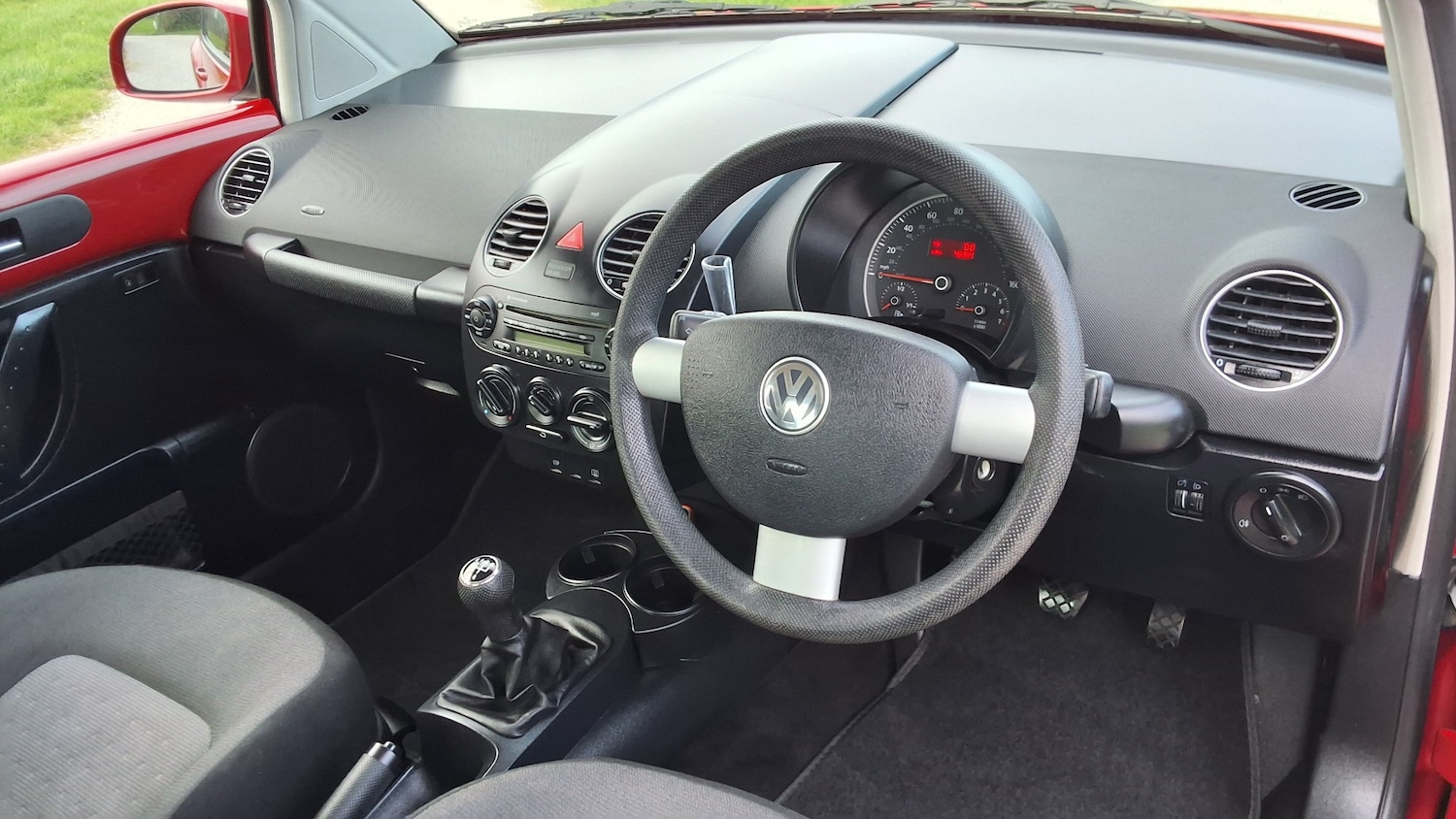 Used Volkswagen Beetle 2011 for sale - 77750367: Photo 17