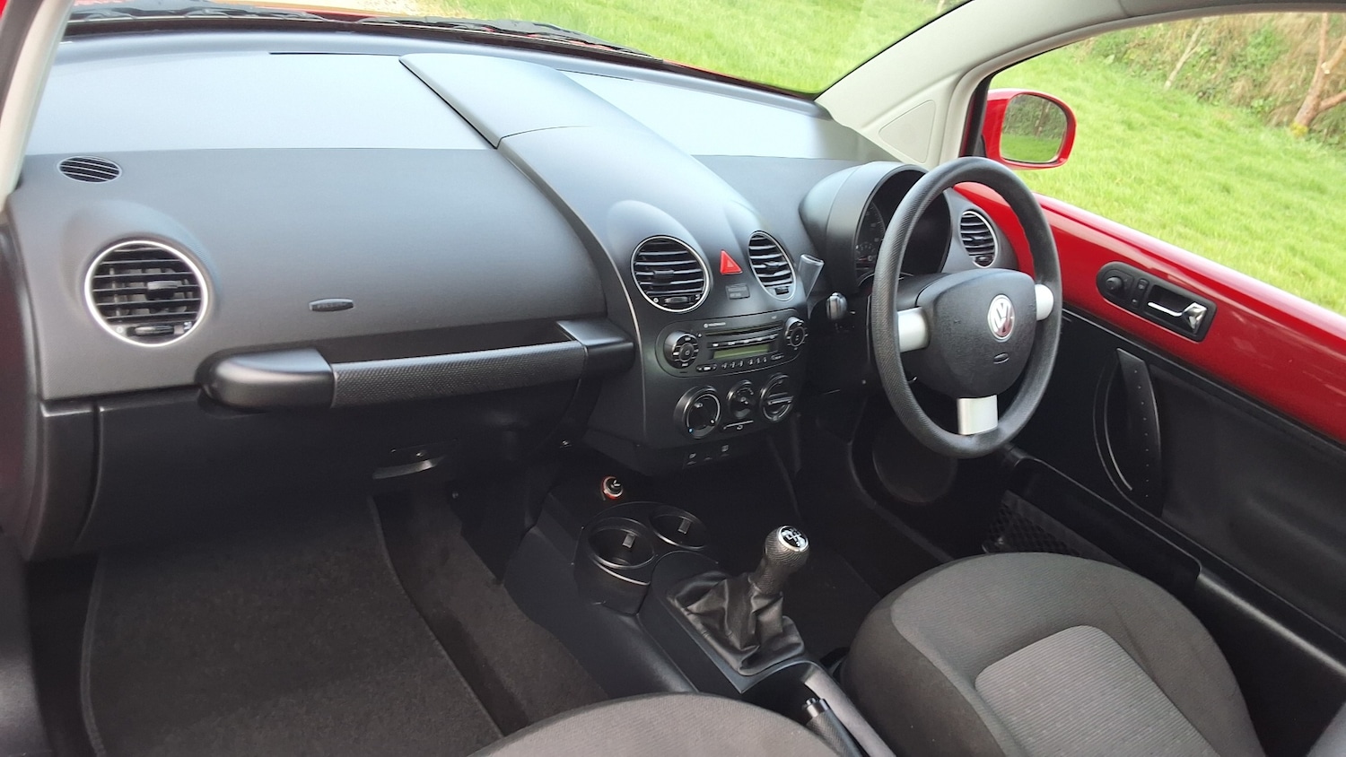 Used Volkswagen Beetle 2011 for sale - 77750367: Photo 20