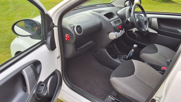 Used Toyota AYGO 2013 for sale - 75365817: Photo 20