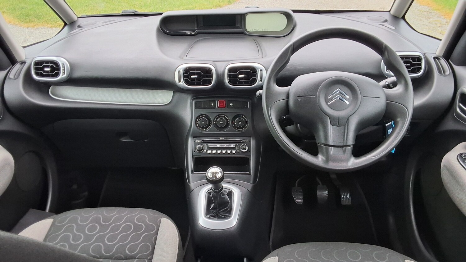 Used Citroen C3 Picasso 2009 for sale - 77452906: Photo 14