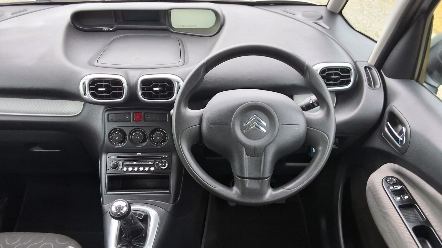 Used Citroen C3 Picasso 2009 for sale - 77452906: Photo 16