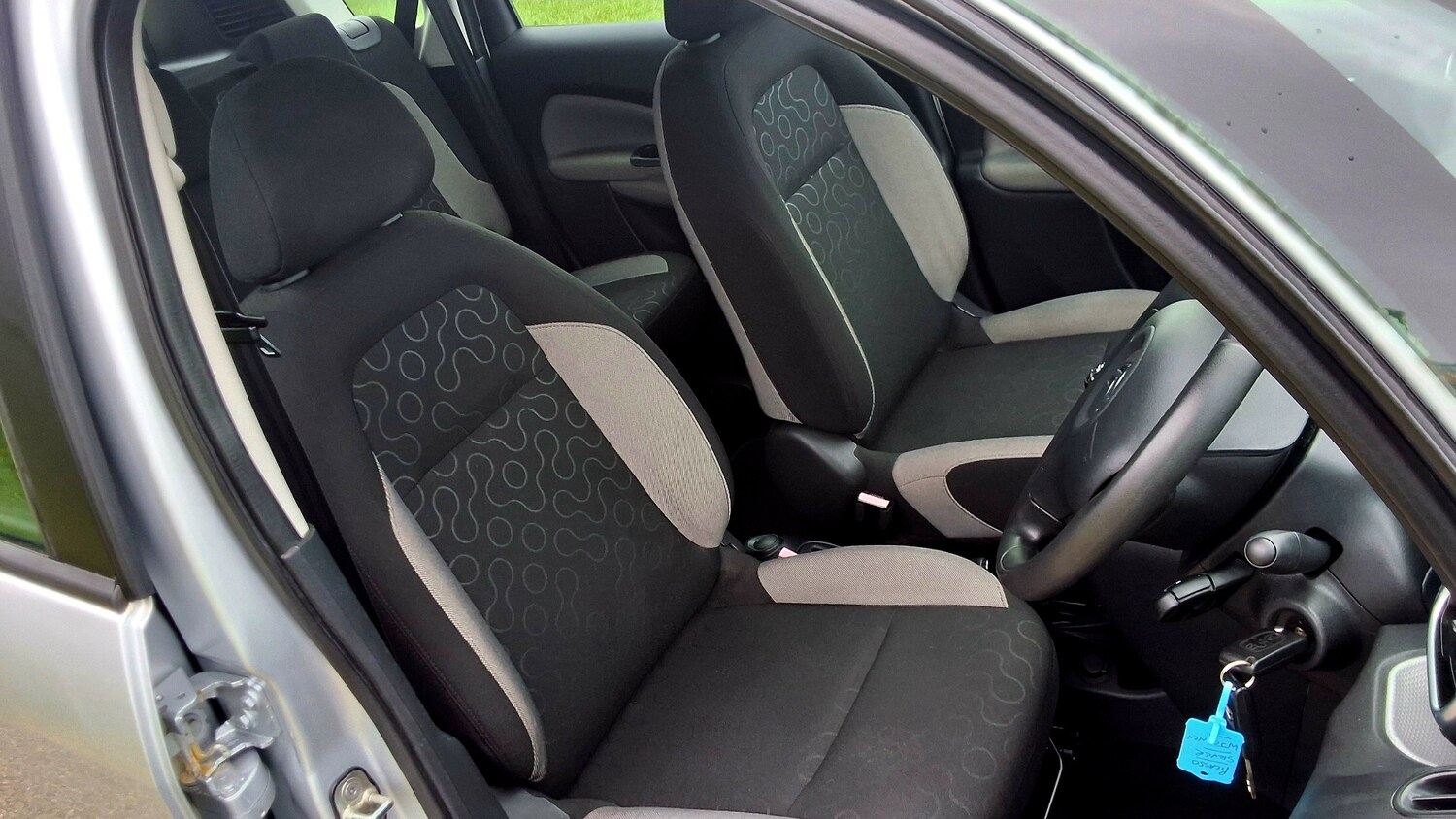 Used Citroen C3 Picasso 2009 for sale - 77452906: Photo 19