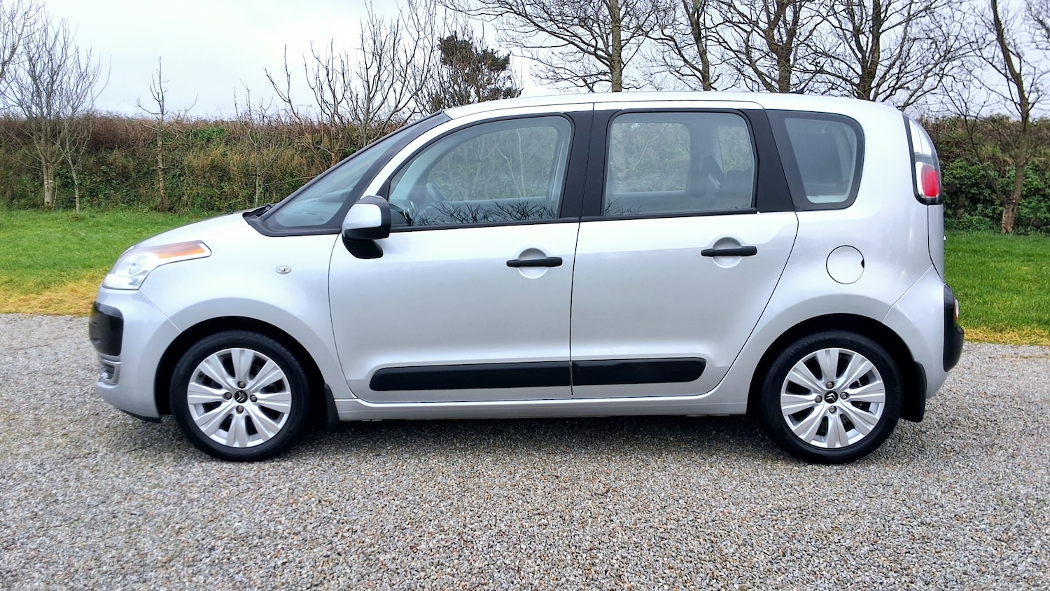 Used Citroen C3 Picasso 2009 for sale - 77452906: Photo 4