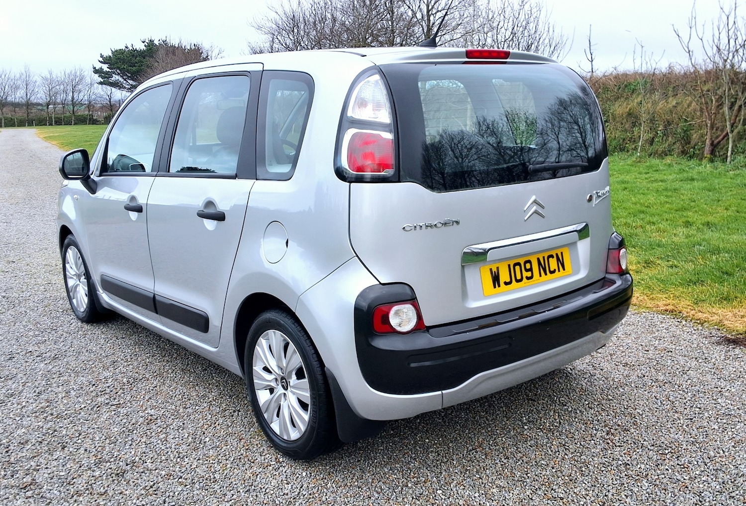 Used Citroen C3 Picasso 2009 for sale - 77452906: Photo 8