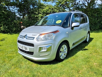 Used Citroen C3 Picasso 2015 for sale - 79011017: Photo