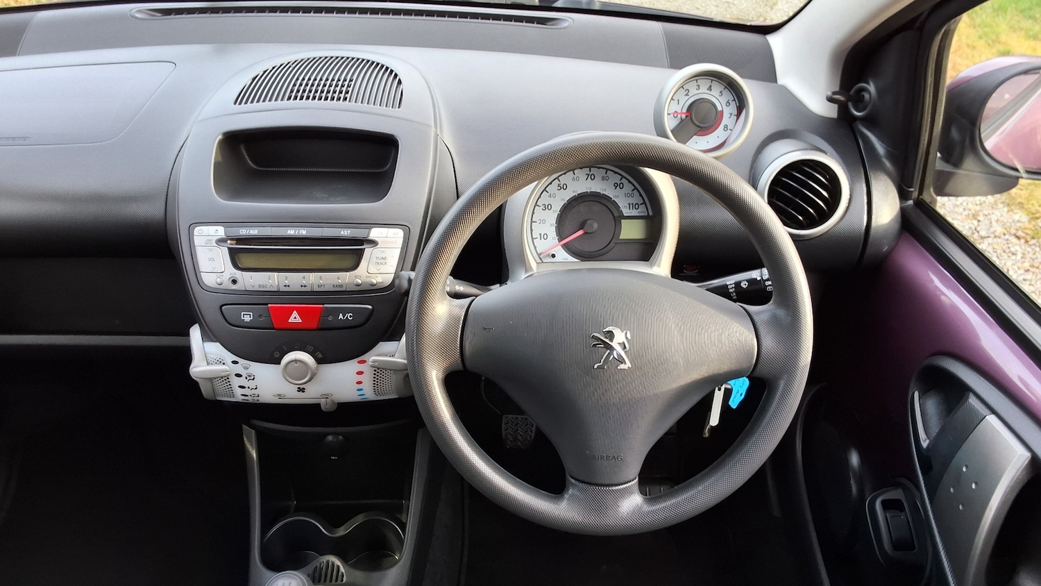 Used Peugeot 107 2014 for sale - 77536126: Photo 18