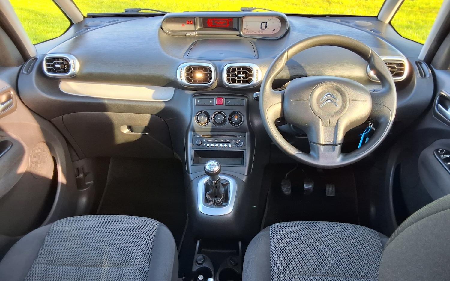 Used Citroen C3 Picasso 2014 for sale - 76799556: Photo 15