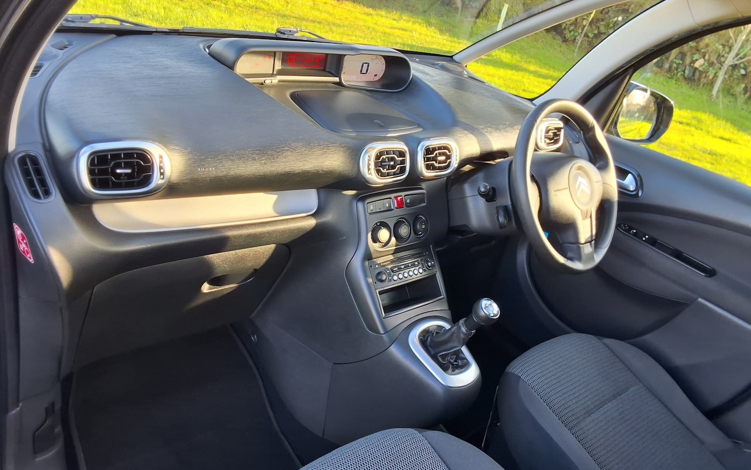 Used Citroen C3 Picasso 2014 for sale - 76799556: Photo 16