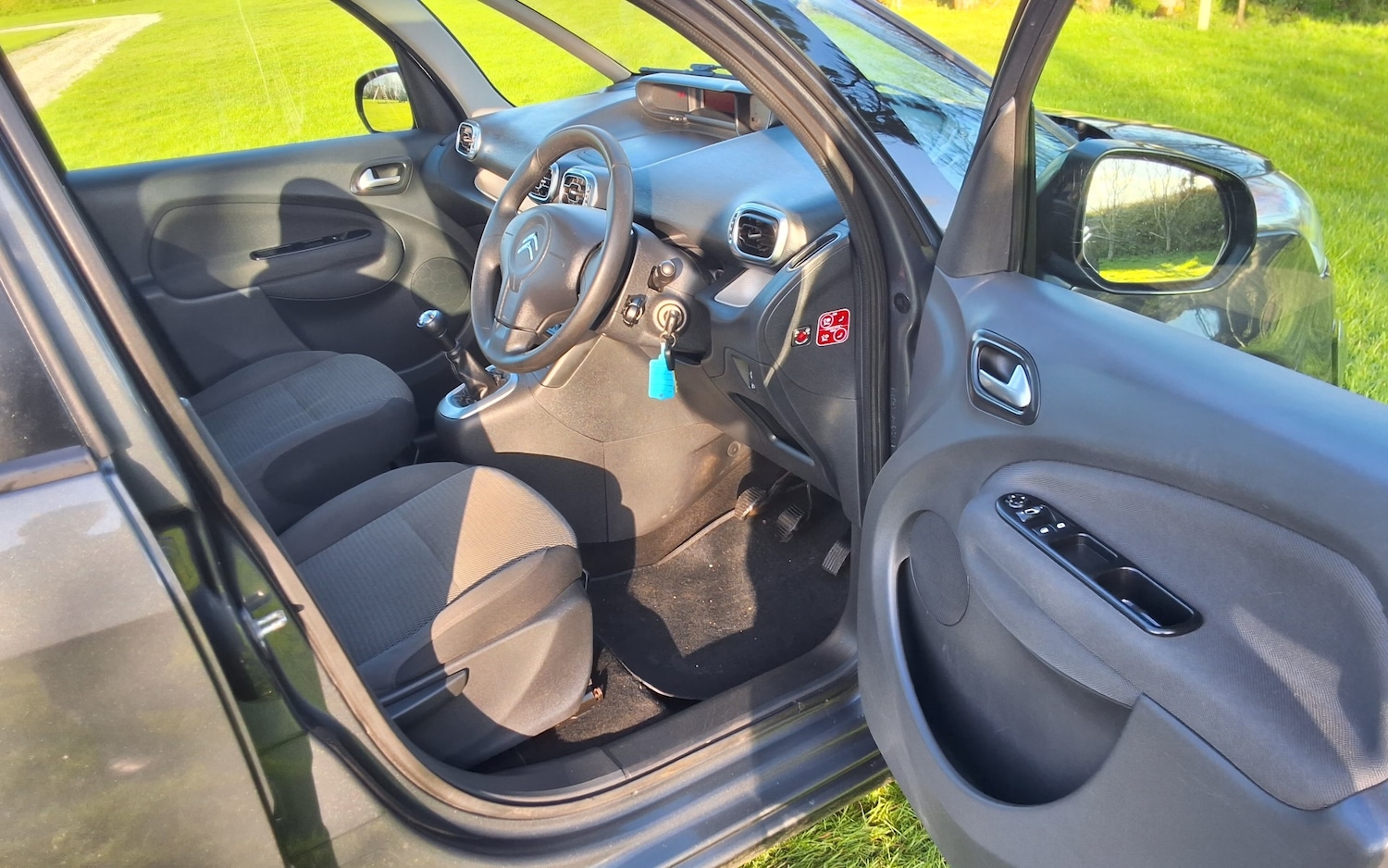 Used Citroen C3 Picasso 2014 for sale - 76799556: Photo 19