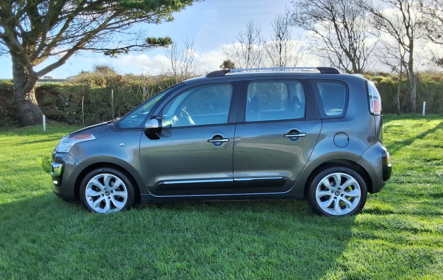 Used Citroen C3 Picasso 2014 for sale - 76799556: Photo 3