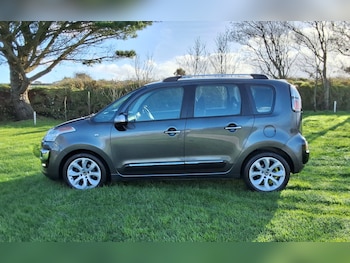 Used Citroen C3 Picasso 2014 for sale - 76799556: Photo
