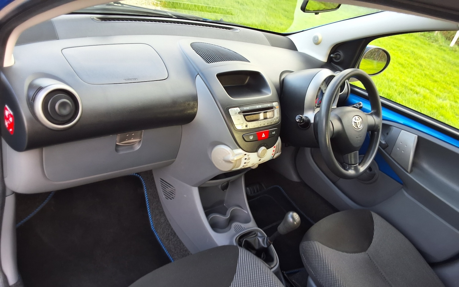 Used Toyota AYGO 2010 for sale - 76933347: Photo 19