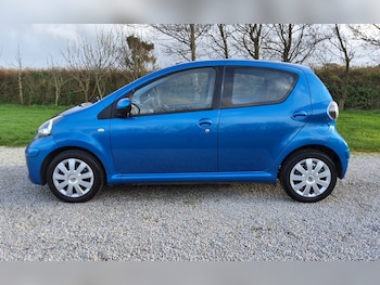 Used Toyota AYGO 2010 for sale - 76933347: Photo