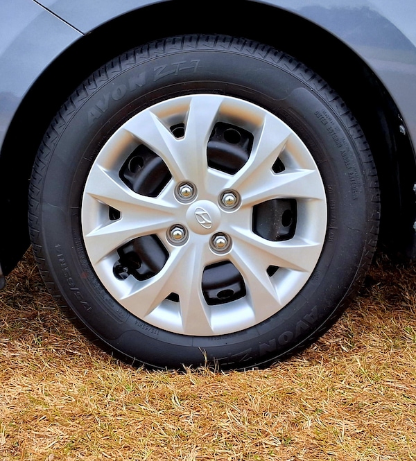 Used Hyundai i10 2015 for sale - 75672855: Photo 11