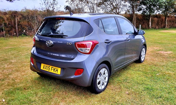 Used Hyundai i10 2015 for sale - 75672855: Photo 5
