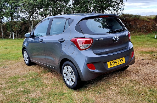 Used Hyundai i10 2015 for sale - 75672855: Photo 7