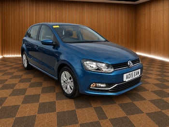 Used Volkswagen Polo 2015 for sale - 79692626: Photo