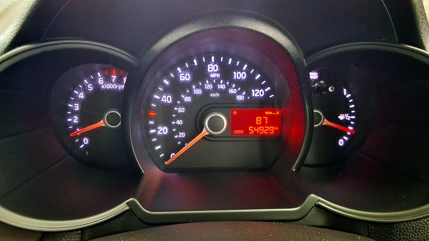 Used Kia Picanto 2013 for sale - 76638605: Photo 15