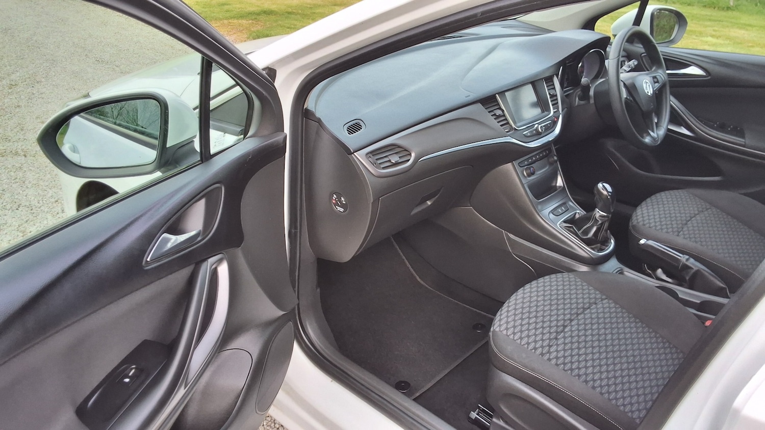 Used Vauxhall Astra 2016 for sale - 77995388: Photo 24