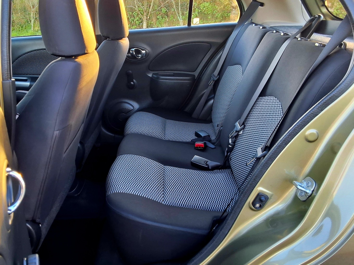 Used Nissan Micra 2013 for sale - 76807305: Photo 24