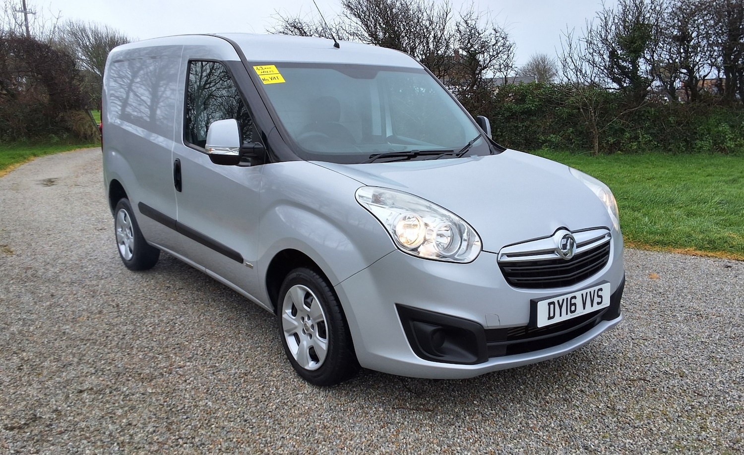 Used Vauxhall Combo 2016 for sale - 77495102: Photo 2