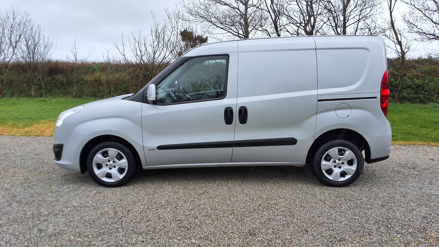 Used Vauxhall Combo 2016 for sale - 77495102: Photo 5