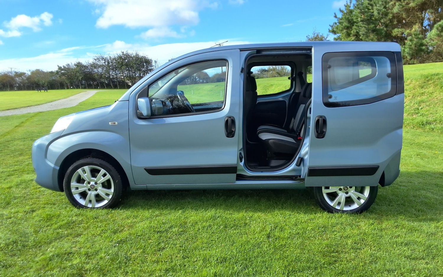 Used Fiat Qubo 2013 for sale - 76115230: Photo 3