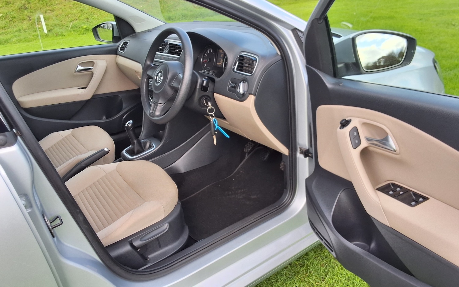 Used Volkswagen Polo 2010 for sale - 76626703: Photo 17