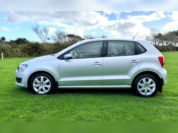 Used Volkswagen Polo 2010 for sale - 76626703: Photo