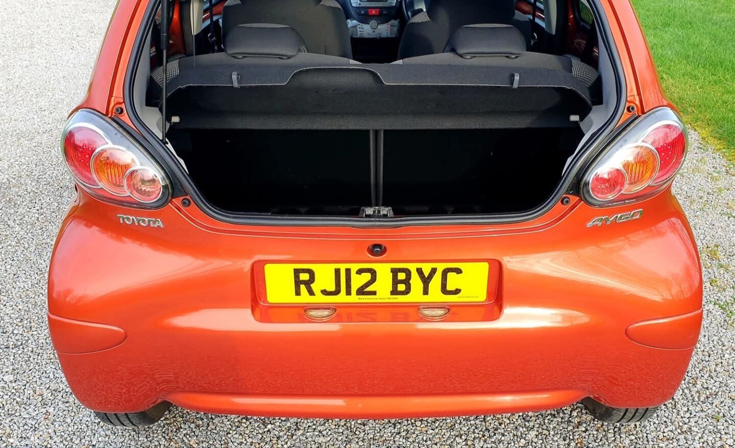 Used Toyota AYGO 2012 for sale - 77536141: Photo 8